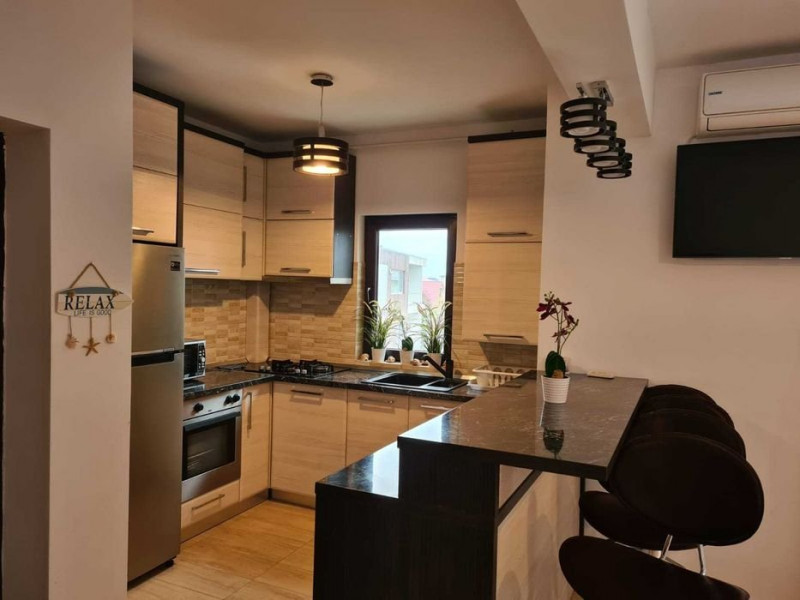 Apartament 2 Camere - Zona Mamaia Nord - Loc De Parcare - Mobilat/Utilat