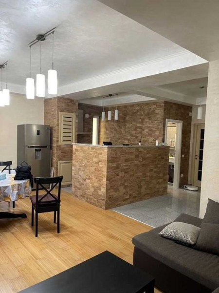 Apartament 3 Camere - Zona Mamaia - Parter - Renovat
