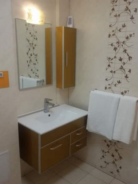 Apartament 2 Camere - Zona Mamaia Nord - Etaj 1 - Mobilat/Utilat