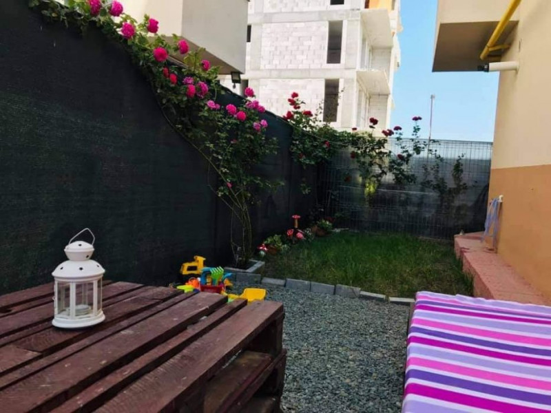 Apartament 2 Camere - Zona Mamaia Nord - Curte Proprie - Loc De Parcare