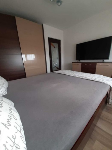 Apartament 3 camere - Zona Tomis Nord - Mobilat/Utilat