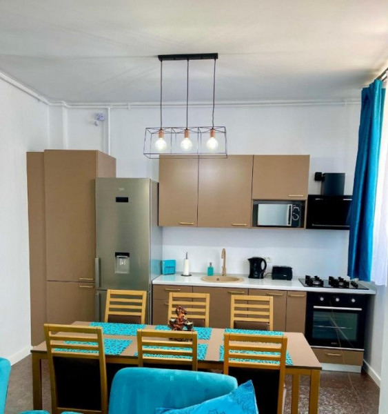 Apartament 2 Camere/Spatiu Comercial - Mamaia Nord - Al Doilea Rand La Mare
