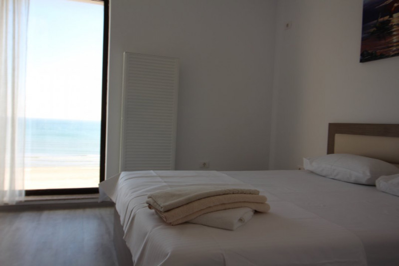 Apartament 2 Camere - Mamaia Nord - Vedere Frontala La Mare -Primul Rand La Mare