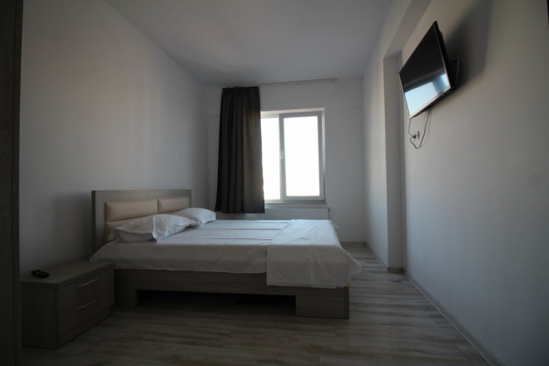 Apartament 3 Camere - Mamaia Nord - Vedere Laterala Catre Mare