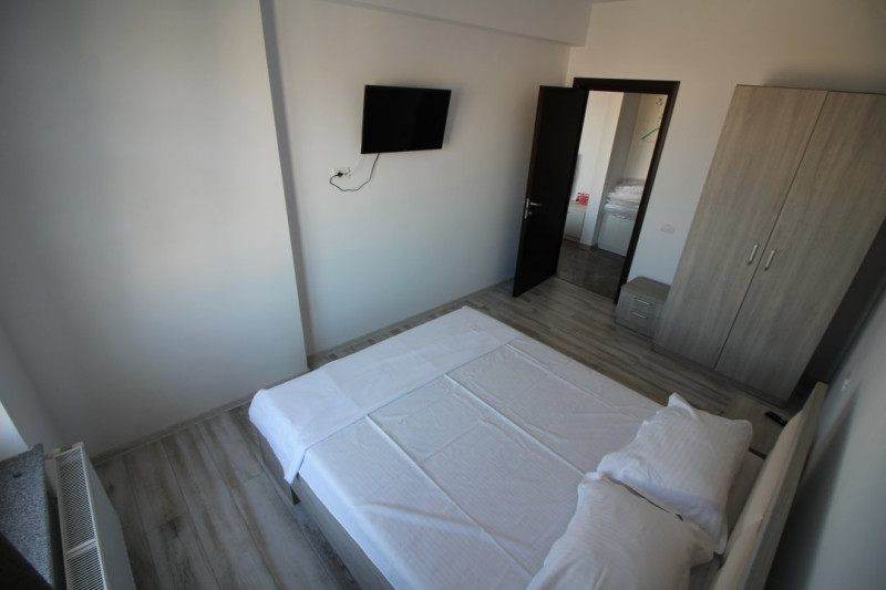 Apartament 3 Camere - Mamaia Nord - Vedere Laterala Catre Mare