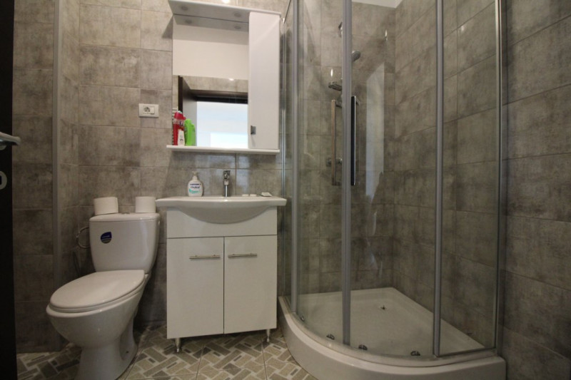 Apartament 3 Camere - Mamaia Nord - Vedere Laterala Catre Mare