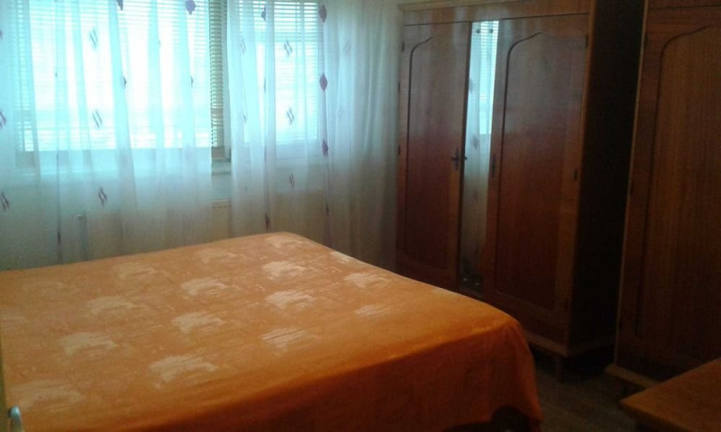 Apartament 2 Camere - Zona ICIL - Etaj 2 - Centrala Pe Gaze