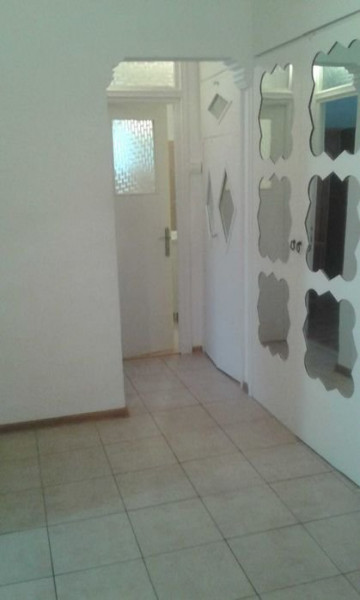 Apartament 2 Camere - Zona ICIL - Etaj 2 - Centrala Pe Gaze