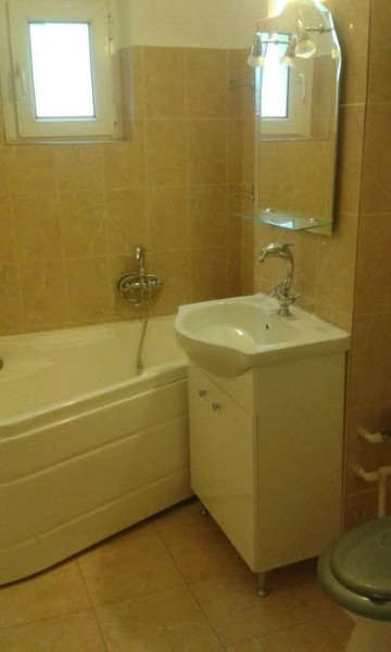 Apartament 2 Camere - Zona ICIL - Etaj 2 - Centrala Pe Gaze