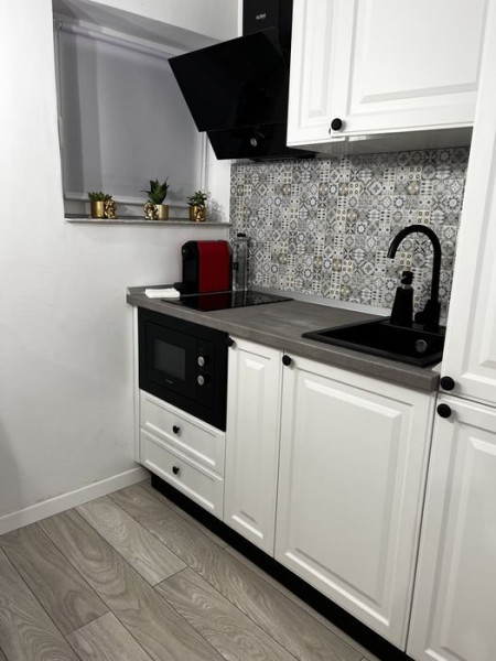 Studio - Mamaia Nord - Mobilat Complet - Curte
