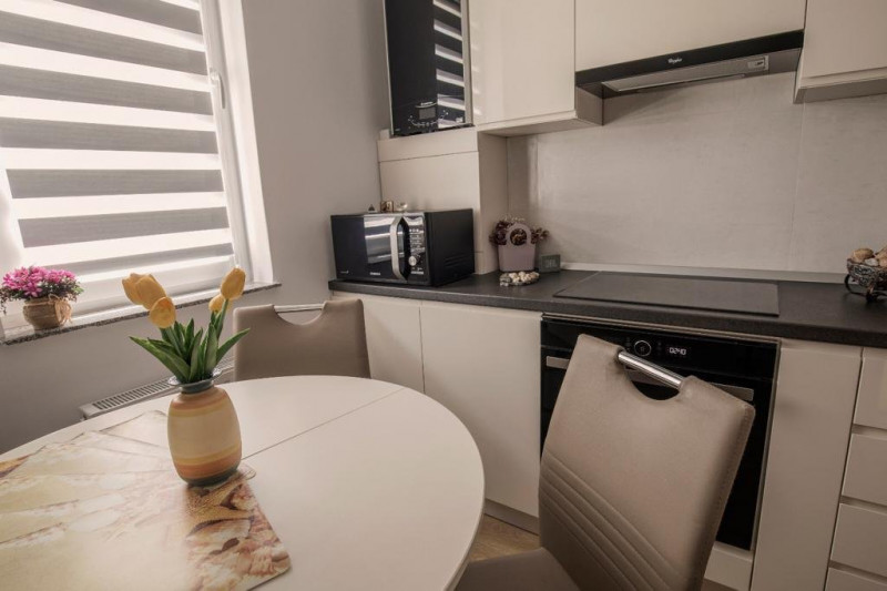 Apartament 2 Camere - Zona Mamaia Nord - Mobilat/Utilat Complet - Vedere La Mare