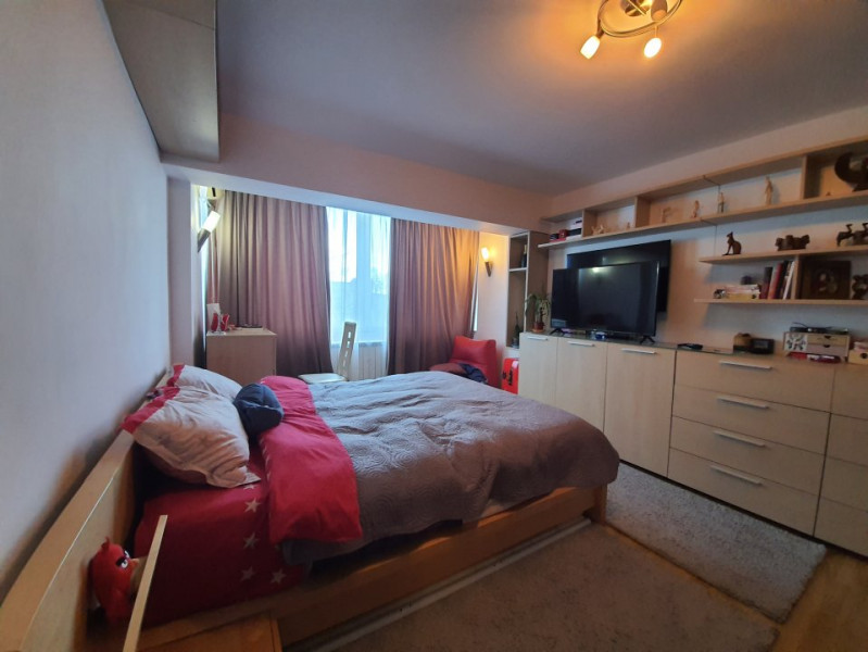 Apartament 3 Camere - Zona Faleza Nord - Mobilat/Utilat - Centrala Pe Gaze