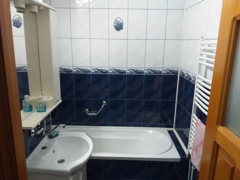 Apartament 3 Camere - Zona Cora - Mobilat complet
