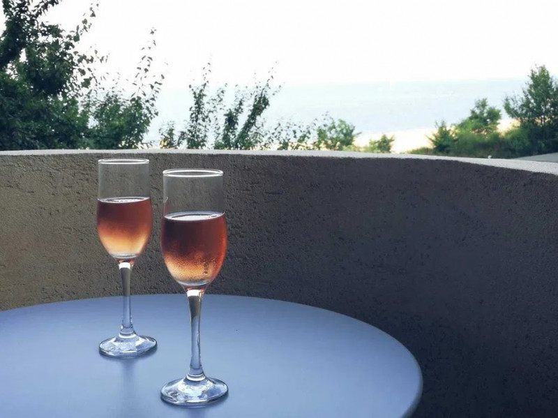 Apartament 3 Camere LUX - ZOOM BEACH - Faleza NORD, - Vedere la MARE