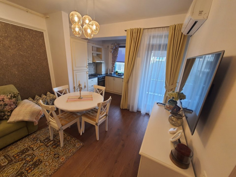 MAMAIA-HANUL PIRATILOR APARTAMENT 2 CAMERE LUX 50 M PANA LA PLAJA LOC PARCARE