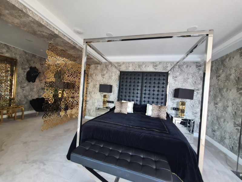 PENTHOUSE ULTRAMODERN INTELIGENT MOBILAT ULTRALUX