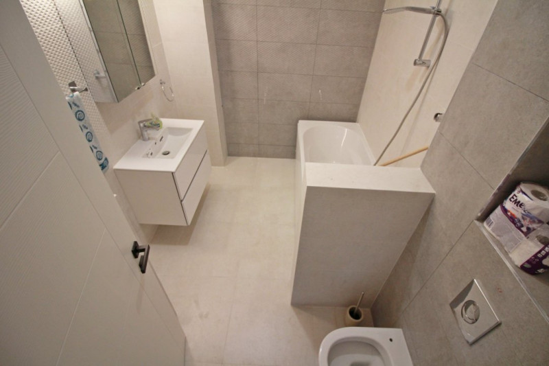 Apartament NEW - Mamaia - Complex Lake On - Loc Parcare Subsol 