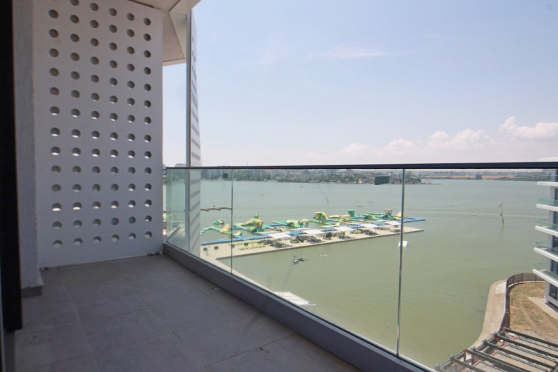 Apartament NEW - Mamaia - Complex Lake On - Loc Parcare Subsol 