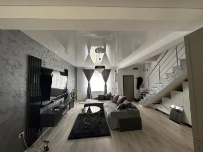 Casa 3 Camere Tip Duplex - Mamaia Nord - Ultrafinisata - Mobilata Lux