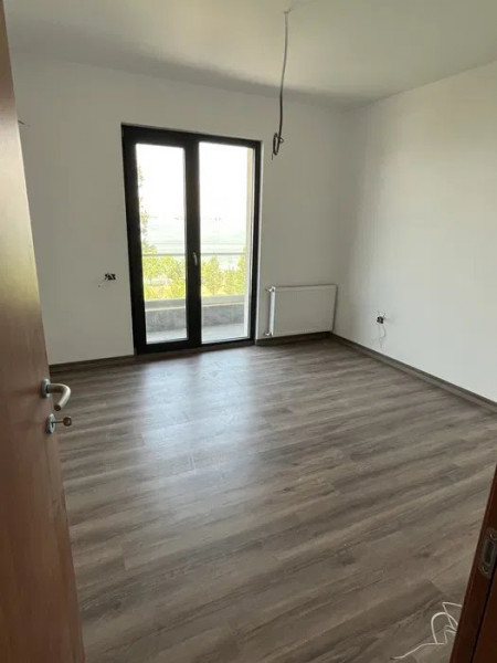 Apartament 3 Camere - Statiunea Mamaia - Bloc Nou - Vedere Frontala La Lac