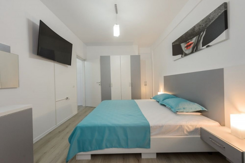 Apartament 2 Camere - Bucatarie Separata - Mamaia Nord - 30 M de Plaja 