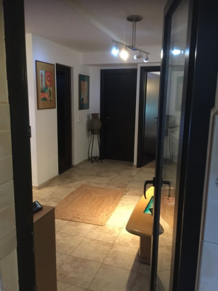 Apartament 3 Camere - Zona Mamaia Nord -  Loc Parcare