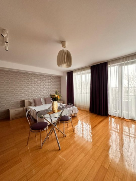STATIUNEA MAMAIA-STUDIO MOBILAT SI UTILAT MODERN