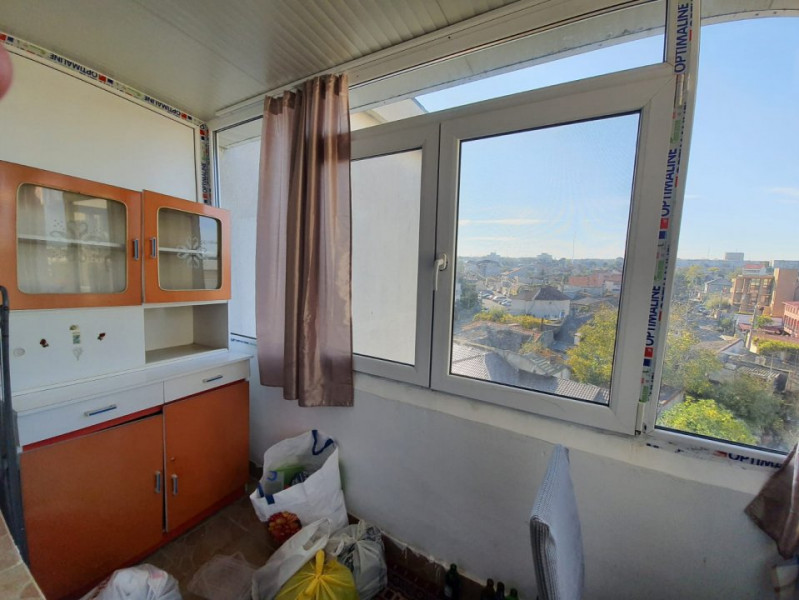 DACIA-Farmacris Apartament cu 2 camere 2 balcoane