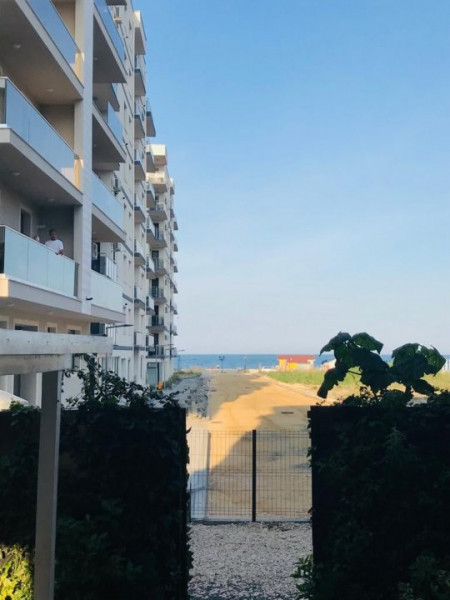 Apartament Cu Curte - Acces Direct La Plaja - Loc Parcare Privat