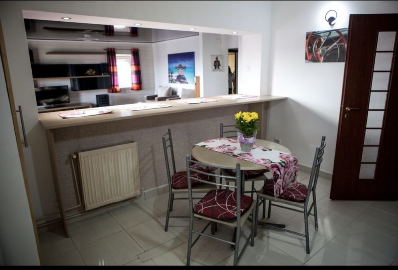 Apartament 3 Camere - Zona Faleza Nord - Vedere Frontala La Mare - Mobilat