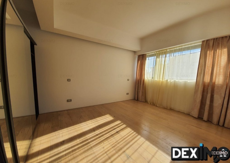 Apartament Cu Vedere Frontala La Mare - Spectrum - Faleza Nord - 1370 Euro MP ! 