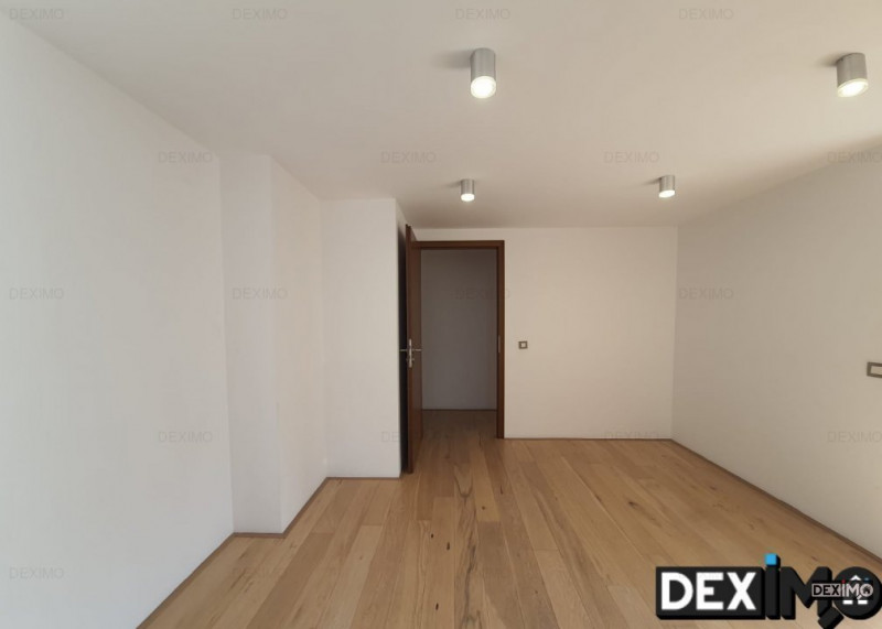Apartament Cu Vedere Frontala La Mare - Spectrum - Faleza Nord - 1370 Euro MP ! 