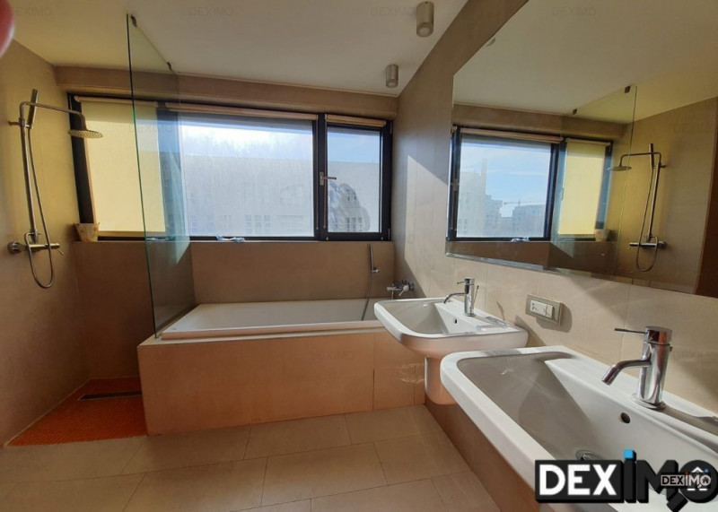 Apartament Cu Vedere Frontala La Mare - Spectrum - Faleza Nord - 1370 Euro MP ! 