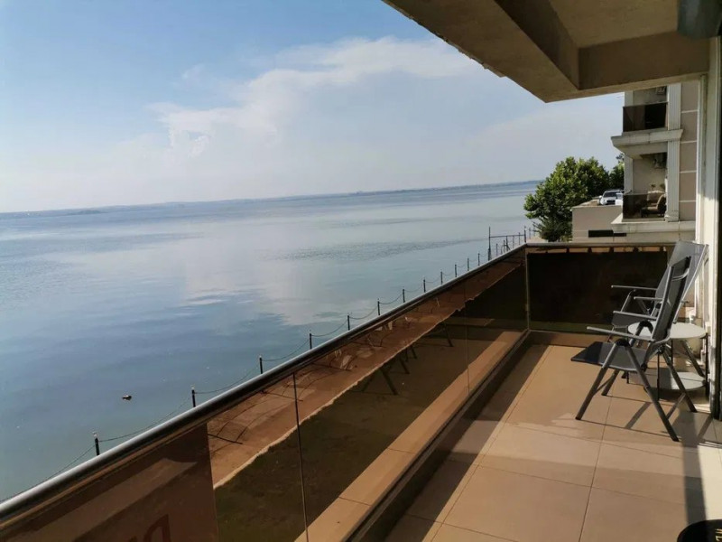 Apartament 3 Camere - Statiunea Mamaia - Vedere Frontala La Lac