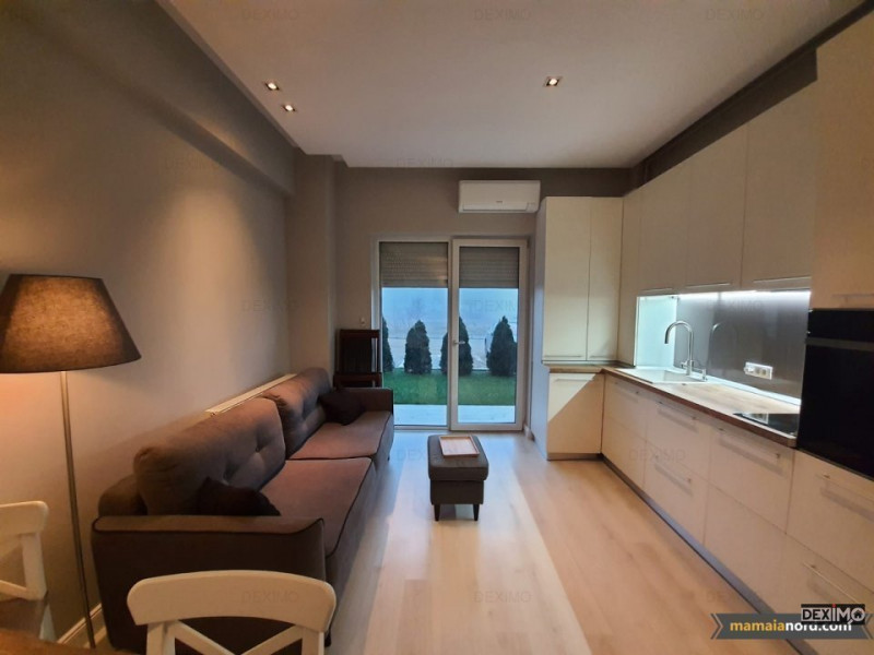 Apartament Lux - Mamaia Nord - Loc Parcare - 100 M De Plaja !