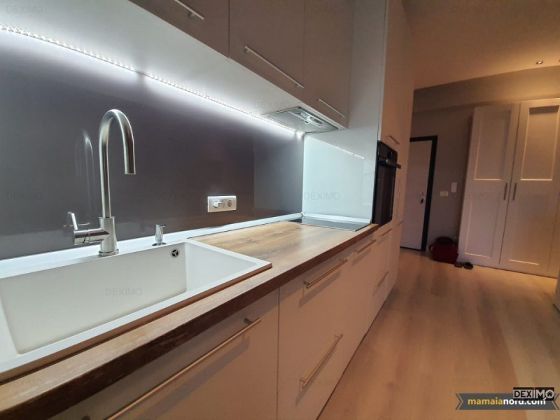 Apartament Lux - Mamaia Nord - Loc Parcare - 100 M De Plaja !