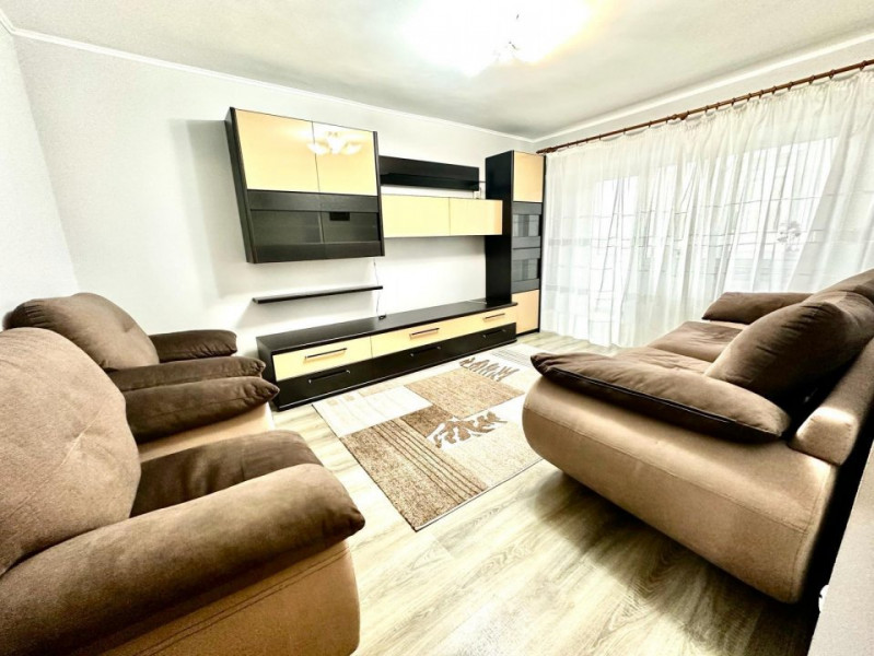 FALEZA NORD PESCARILOR-REYNA-DELFINARIU APARTAMENT CU 3 CAMERE GAZE