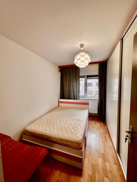 FALEZA NORD PESCARILOR-REYNA-DELFINARIU APARTAMENT CU 3 CAMERE GAZE