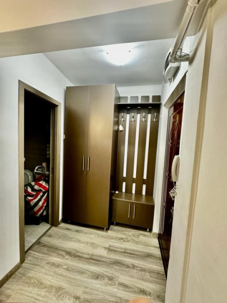 FALEZA NORD PESCARILOR-REYNA-DELFINARIU APARTAMENT CU 3 CAMERE GAZE