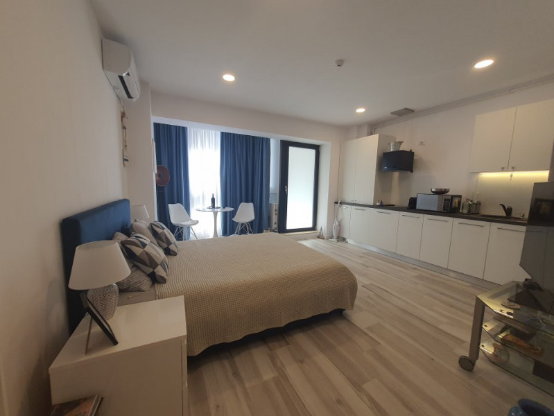 STUDIO MAMAIA-ZONA HOTEL OPERA-PARTEA CU MAREA-MOBILAT