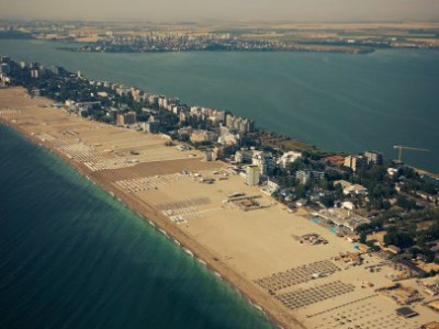 Descoperă un nou stil de viață la malul mării! Apartament 2 camere frontal mare