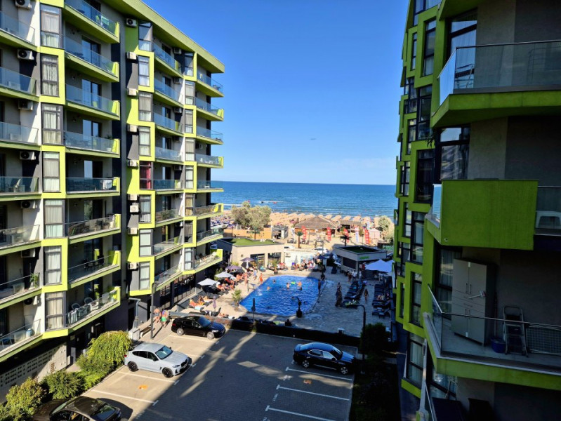 Comision 0% - Apartament spectaculos in Alezzi Beach Resort + Parcare / Fara TVA
