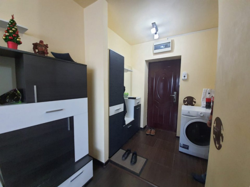 Garsoniera - Zona Kamsas - Etaj 2 - Mobilata/Utilata Complet